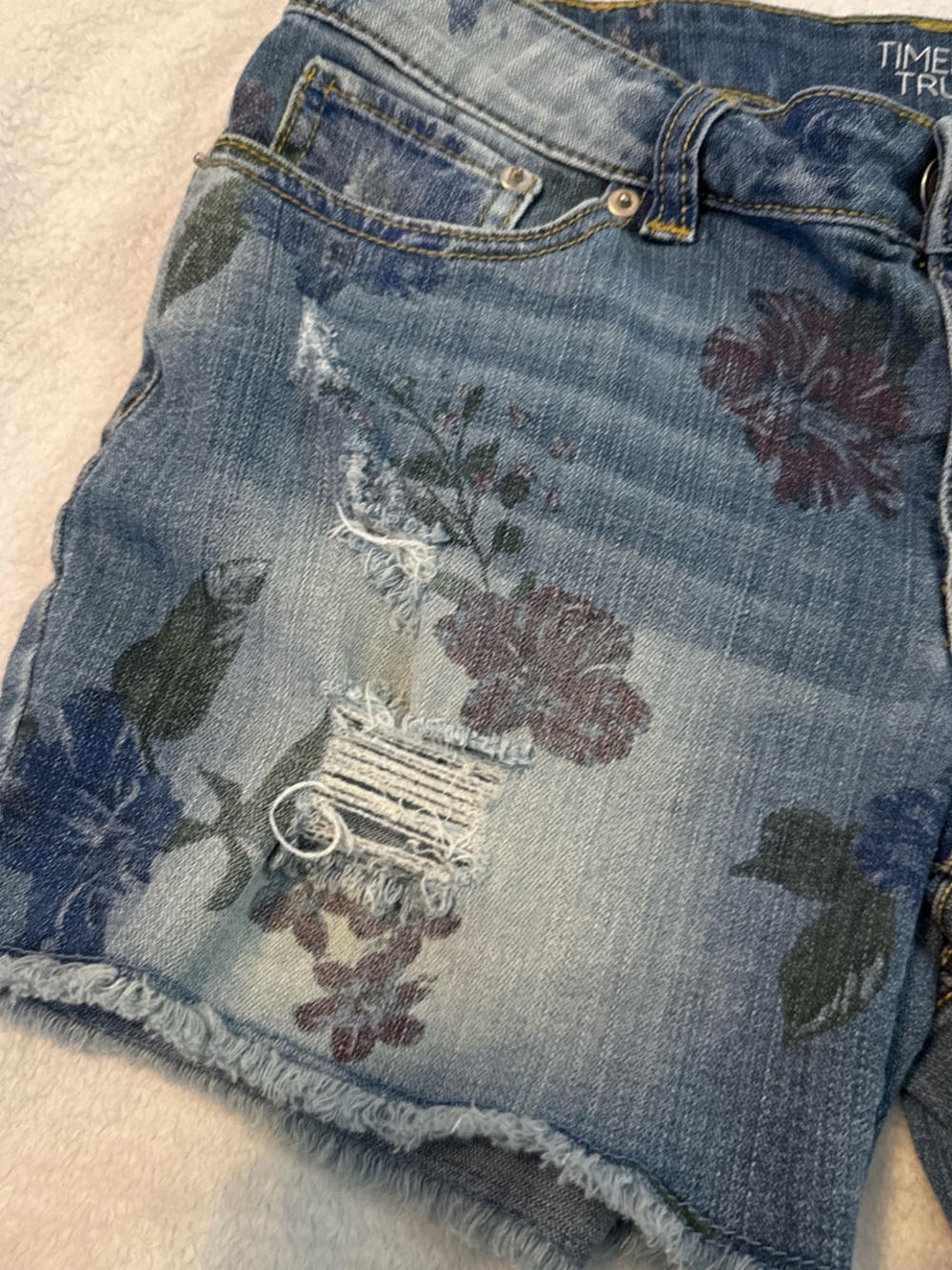 Time and Tru Blue Denim Floral Distressed Cutoff Shorts - Picture 2 of 4